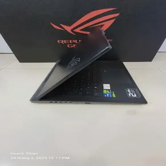 may-tinh-xach-tay-laptop-asus-rog-strix-scar-16-g634jz-n4029w-i9-13980hx-den-cu-s250308034-h5